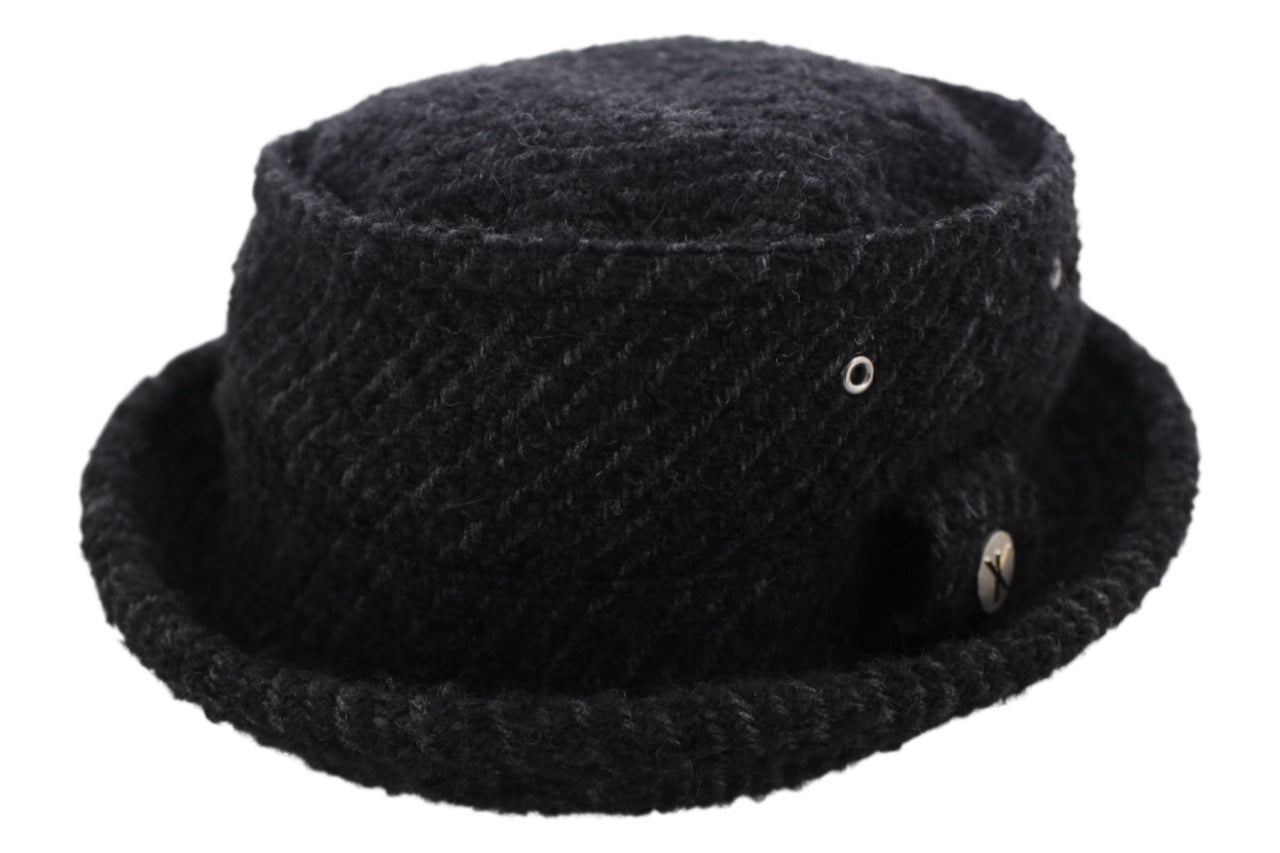 月も眠る夜 (Tukimonemuruyoru)