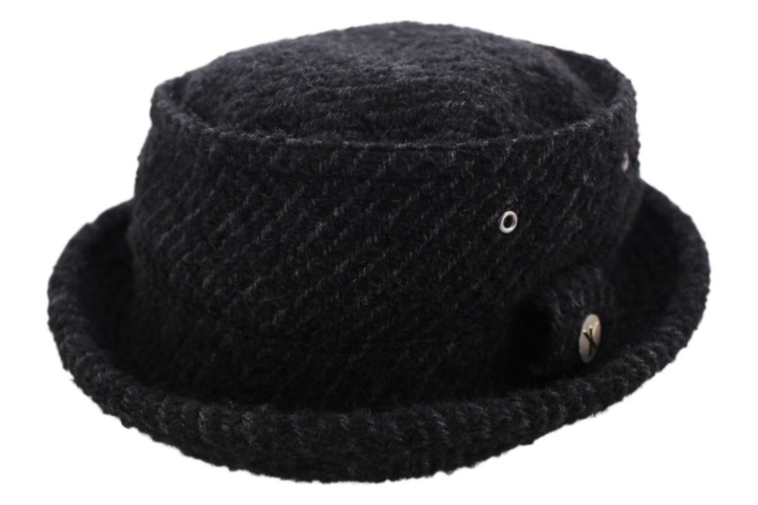 月も眠る夜 (Tukimonemuruyoru)