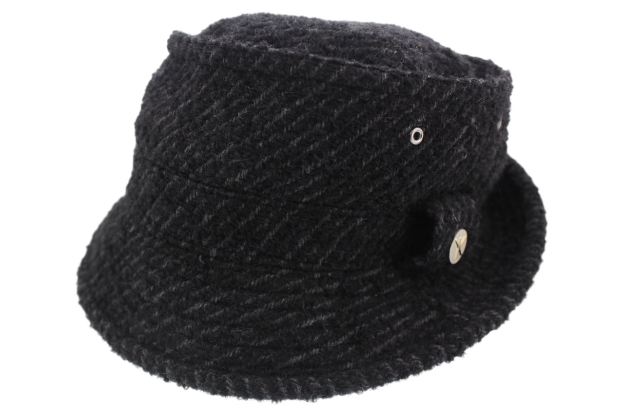 月も眠る夜 (Tukimonemuruyoru)