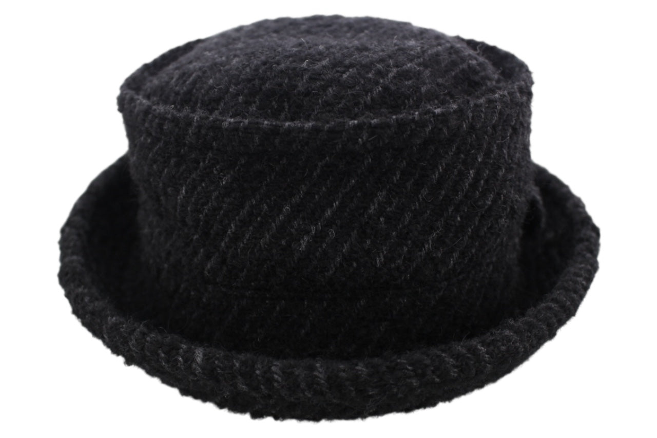 月も眠る夜 (Tukimonemuruyoru)