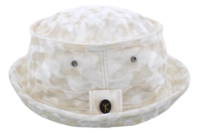 ベロアス (Velours)